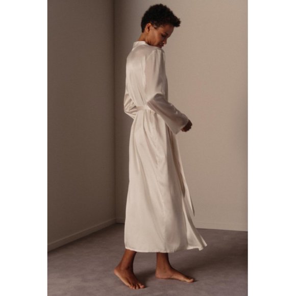 New Zara Mulberry Silk Long Belted White Robe M/L - Picture 3 of 13
